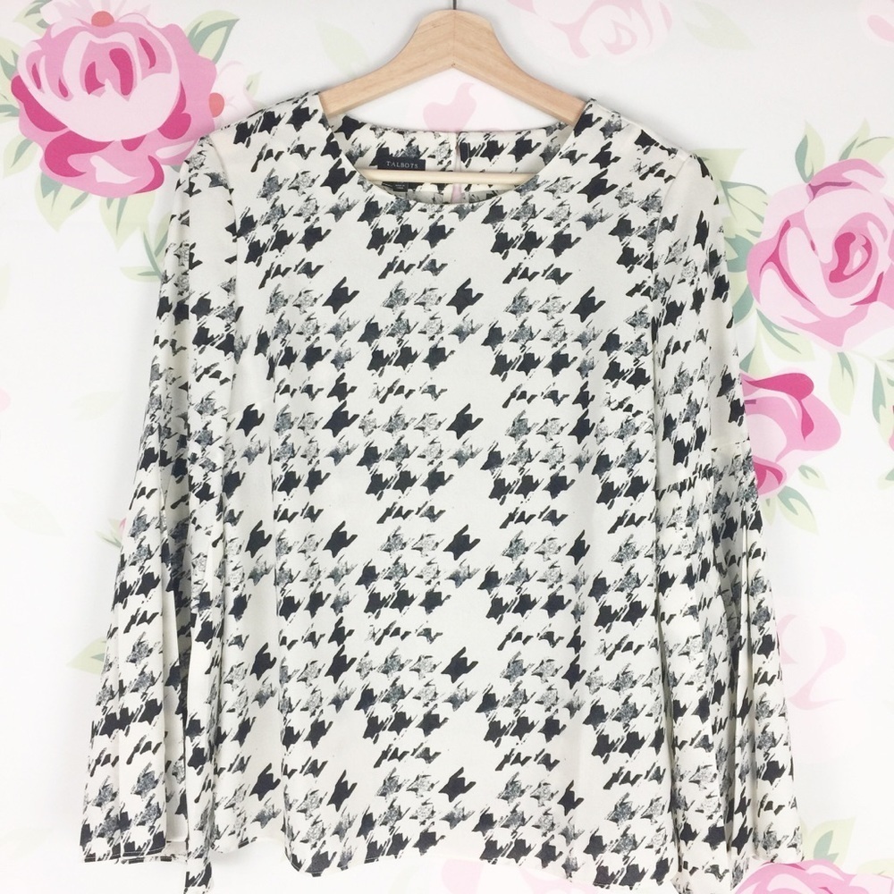 Talbots Houndstooth Black Gray Cream Print Pleated Long Bell Sleeves Blouse XS